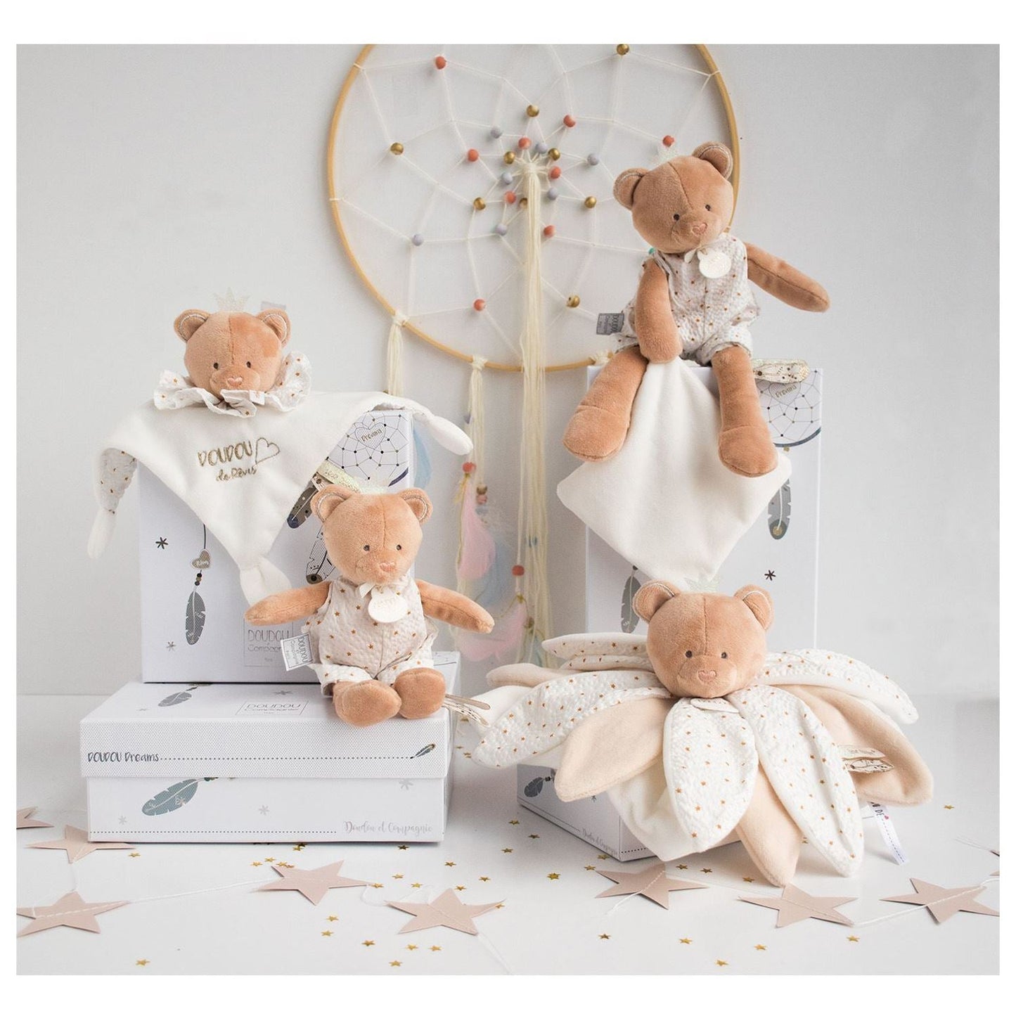 Doudou Signature Petal Comforter - Cutie Bear - DC3549