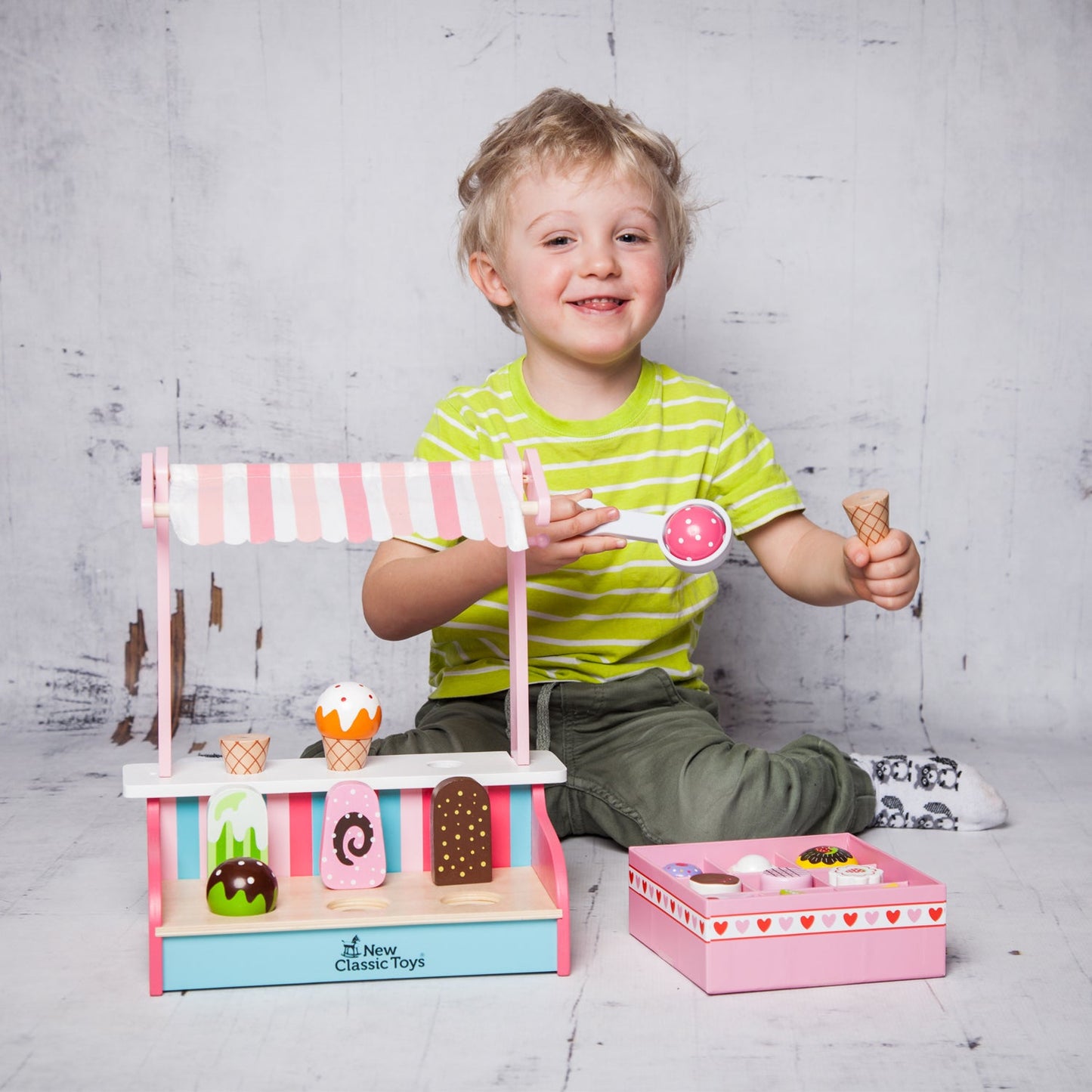 Ice Cream Shop - 11073