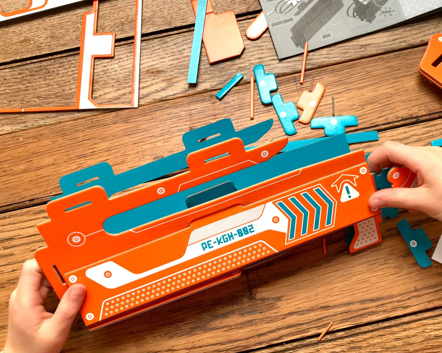 STEM Build - Paper Plane Launcher with Game Accessories - BYO 002